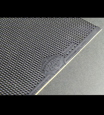 No.7750(赤)・No.7850(黒)

赤マーク１－３ M粒